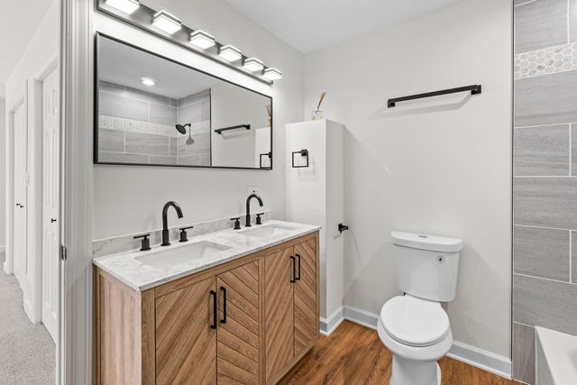 19 E 56th Street, Westmont, IL 60559