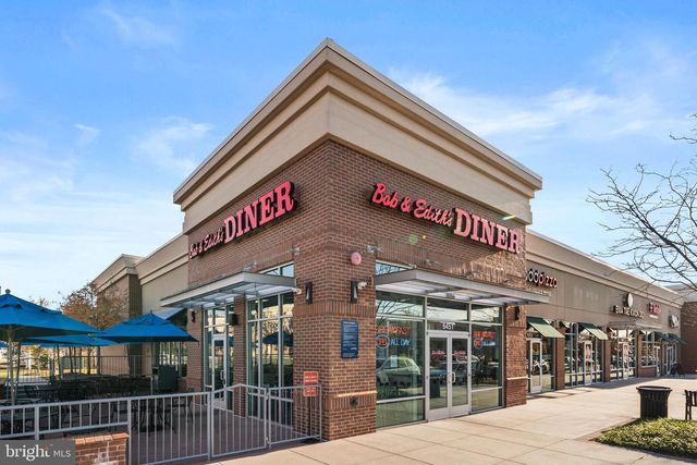 6017-B CURTIER DR #B, Alexandria, VA 22310