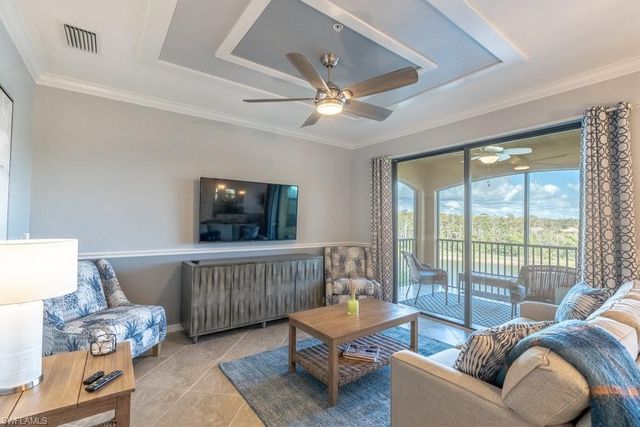 9578 Trevi CT # 5142, Naples, FL 34113