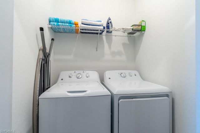 9578 Trevi CT # 5142, Naples, FL 34113