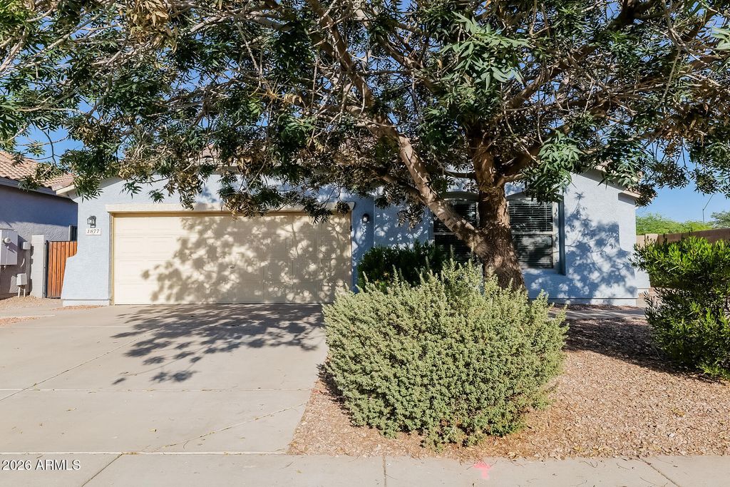 1877 N GREENWAY Lane, Casa Grande, AZ 85122 — exterior
