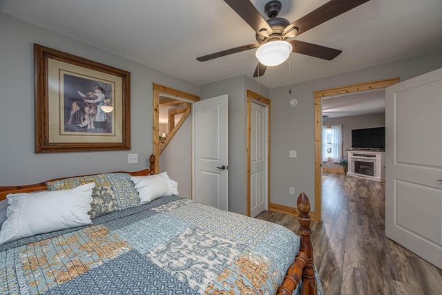 695 Stone Road, Paris, KY 40361