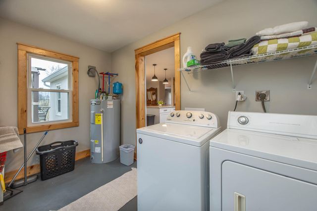 695 Stone Road, Paris, KY 40361