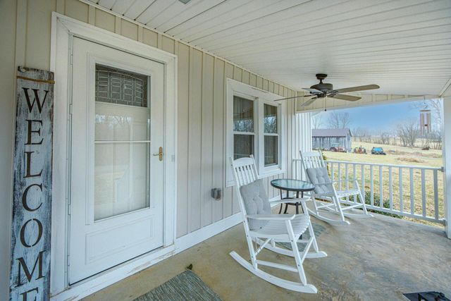 695 Stone Road, Paris, KY 40361