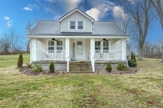 695 Stone Road, Paris, KY 40361
