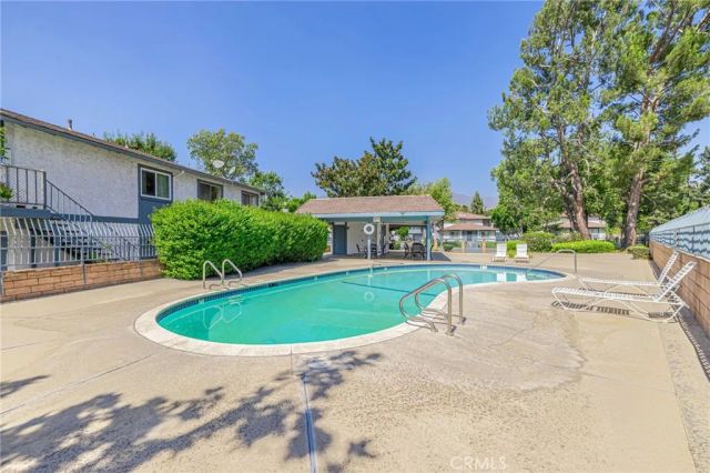 866 W 13th 2, Azusa, CA 91702