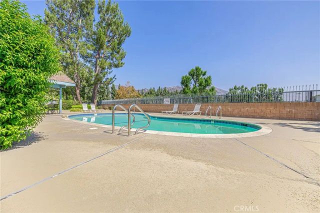 866 W 13th 2, Azusa, CA 91702