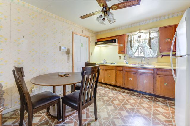 5223 Grace Point Lane, Houston, TX 77048