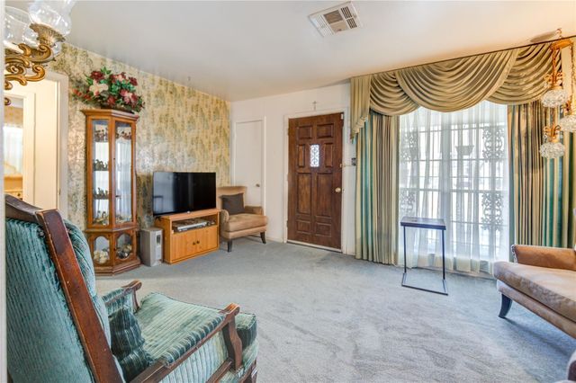 5223 Grace Point Lane, Houston, TX 77048