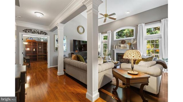 7726 VIRGINIA OAKS DR, Gainesville, VA 20155