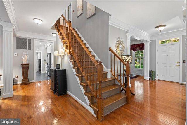 7726 VIRGINIA OAKS DR, Gainesville, VA 20155