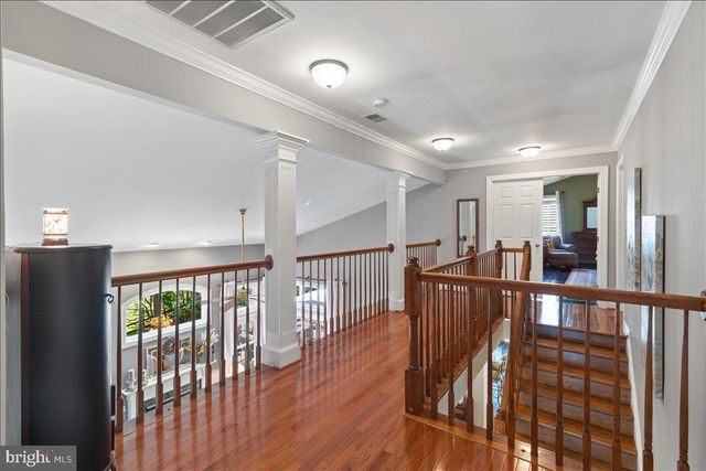 7726 VIRGINIA OAKS DR, Gainesville, VA 20155