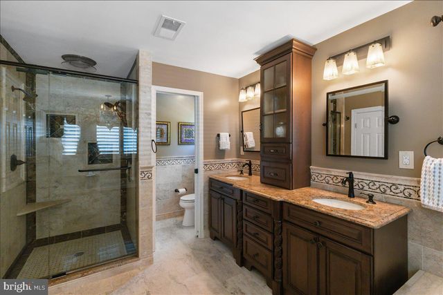 7726 VIRGINIA OAKS DR, Gainesville, VA 20155