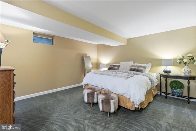7726 VIRGINIA OAKS DR, Gainesville, VA 20155