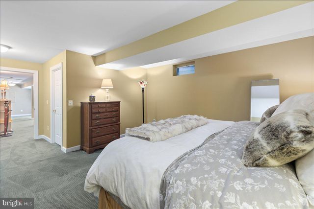 7726 VIRGINIA OAKS DR, Gainesville, VA 20155