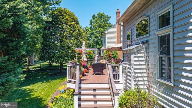 7726 VIRGINIA OAKS DR, Gainesville, VA 20155