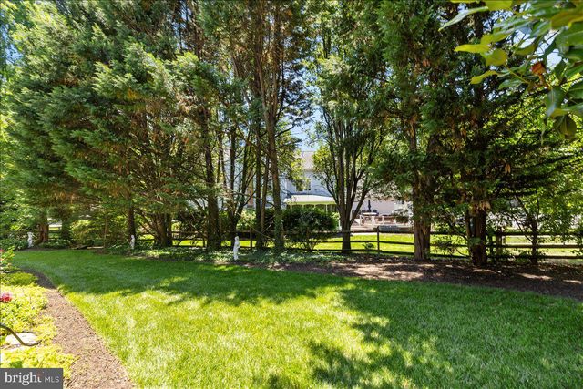 7726 VIRGINIA OAKS DR, Gainesville, VA 20155