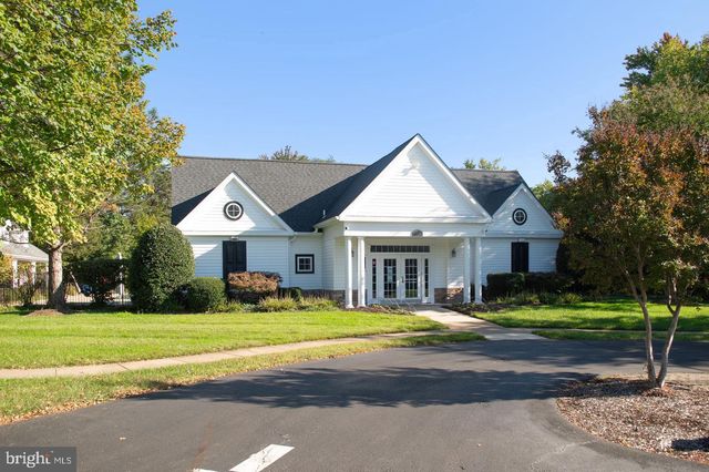 7726 VIRGINIA OAKS DR, Gainesville, VA 20155