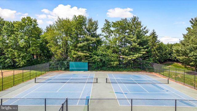 7726 VIRGINIA OAKS DR, Gainesville, VA 20155