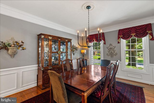 7726 VIRGINIA OAKS DR, Gainesville, VA 20155