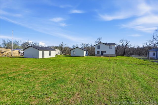 14215 E 480 Road, Claremore, OK 74017