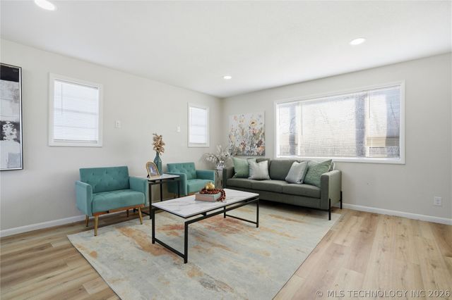 14215 E 480 Road, Claremore, OK 74017