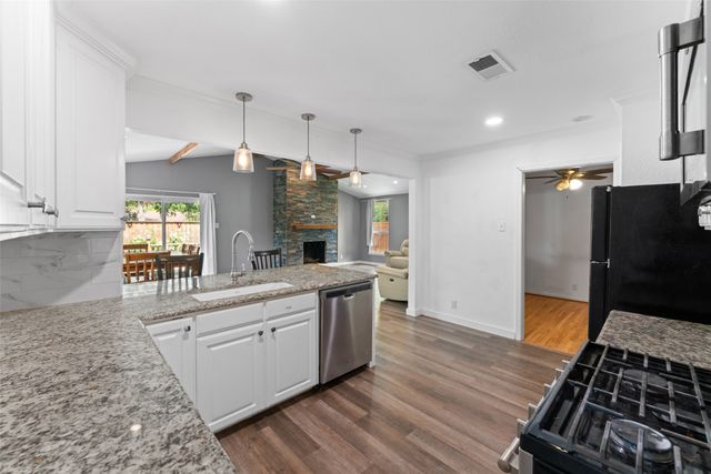3219 Healey Drive, Dallas, TX 75228