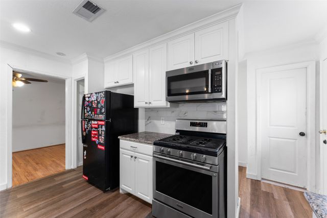 3219 Healey Drive, Dallas, TX 75228