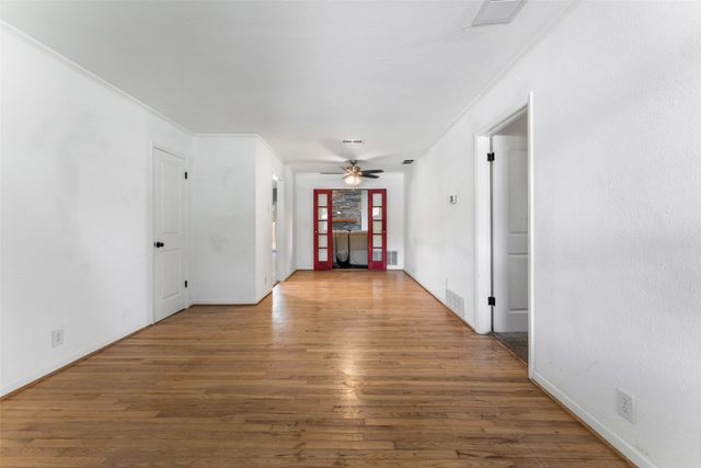 3219 Healey Drive, Dallas, TX 75228