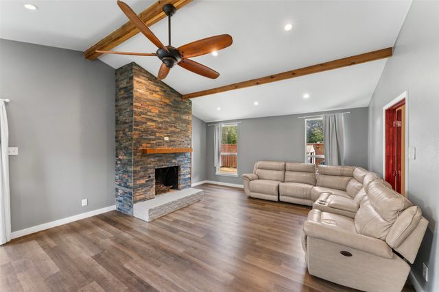 3219 Healey Drive, Dallas, TX 75228