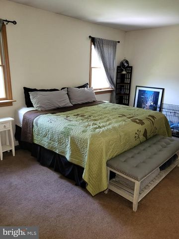 10 HARVEST MEWS, Newtown, PA 18940