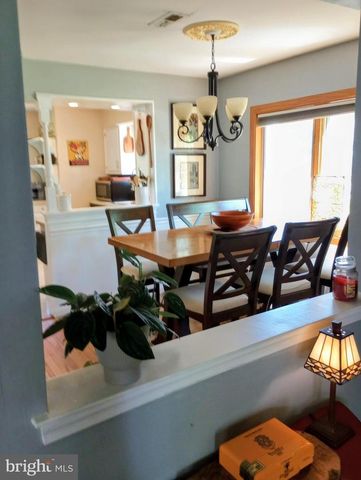 10 HARVEST MEWS, Newtown, PA 18940