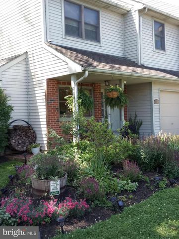 10 HARVEST MEWS, Newtown, PA 18940