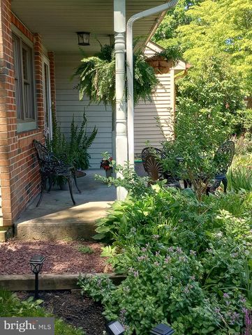 10 HARVEST MEWS, Newtown, PA 18940
