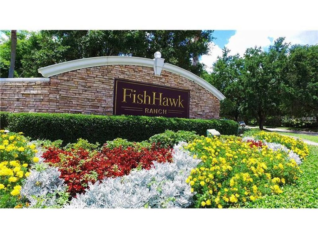 Image 31 of property listing at 15855 FISHHAWK VIEW DRIVE, Lithia, FL 33547