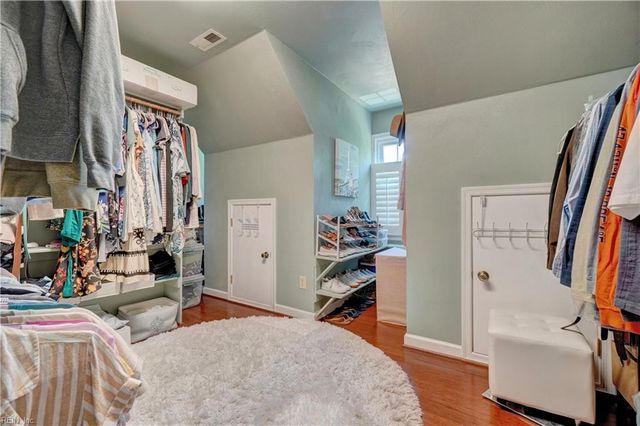 2704 Pleasant Acres DR, Virginia Beach, VA 23453