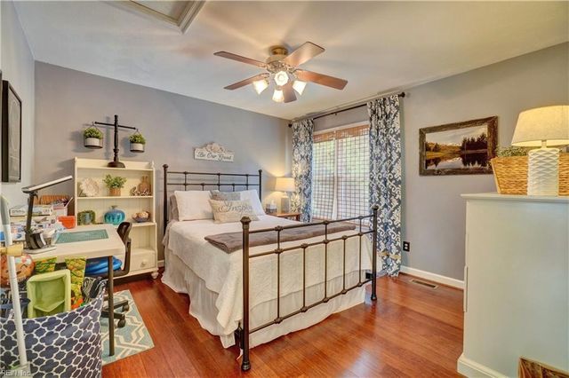 2704 Pleasant Acres DR, Virginia Beach, VA 23453