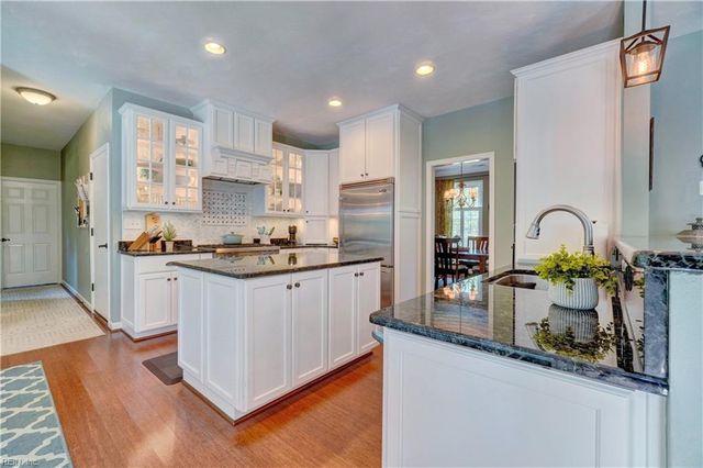 2704 Pleasant Acres DR, Virginia Beach, VA 23453