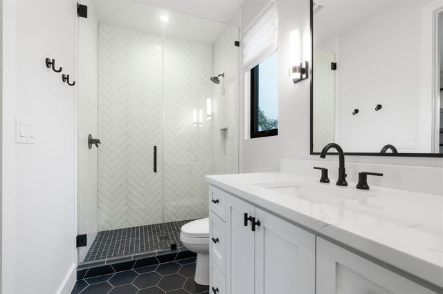 231 Victorian Gable DR, Driftwood, TX 78619