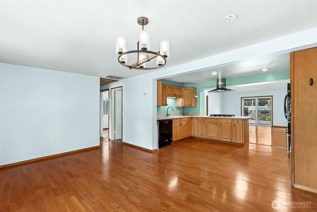 4905 234th St. SW, Mountlake Terrace, WA 98043