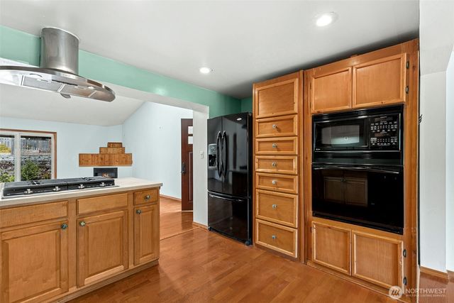 4905 234th St. SW, Mountlake Terrace, WA 98043