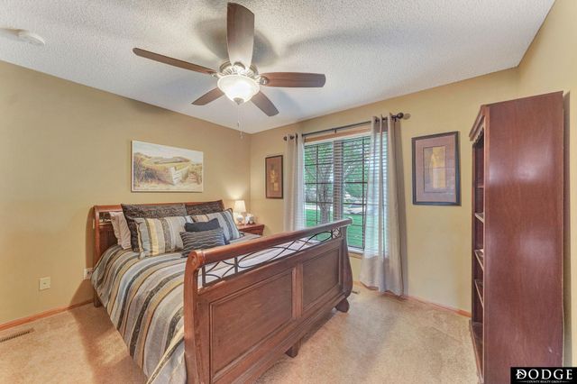 1919 Buena Vista Point, Fremont, NE 68025