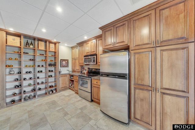 1919 Buena Vista Point, Fremont, NE 68025