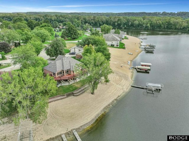 1919 Buena Vista Point, Fremont, NE 68025