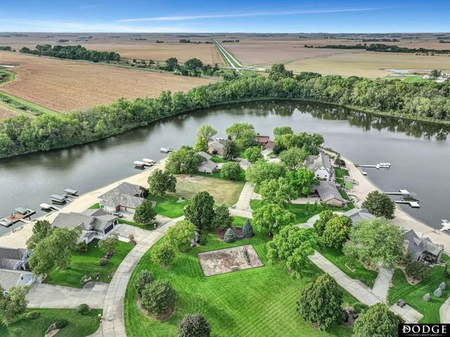 1919 Buena Vista Point, Fremont, NE 68025