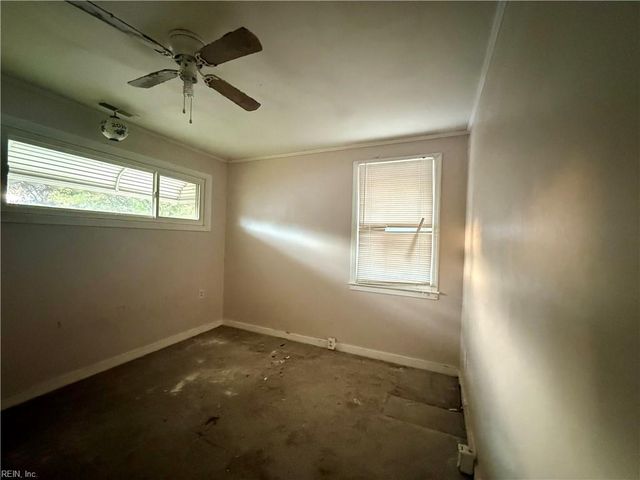 6320 Grimes AVE, Norfolk, VA 23518