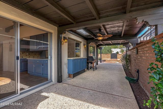 2631 E Ave De Maria, Tucson, AZ 85718