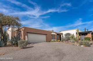 2631 E Ave De Maria, Tucson, AZ 85718