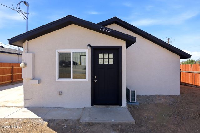 2484 Nadeau Street, Mojave, CA 93501