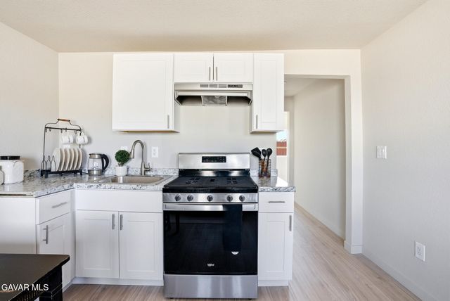 2484 Nadeau Street, Mojave, CA 93501
